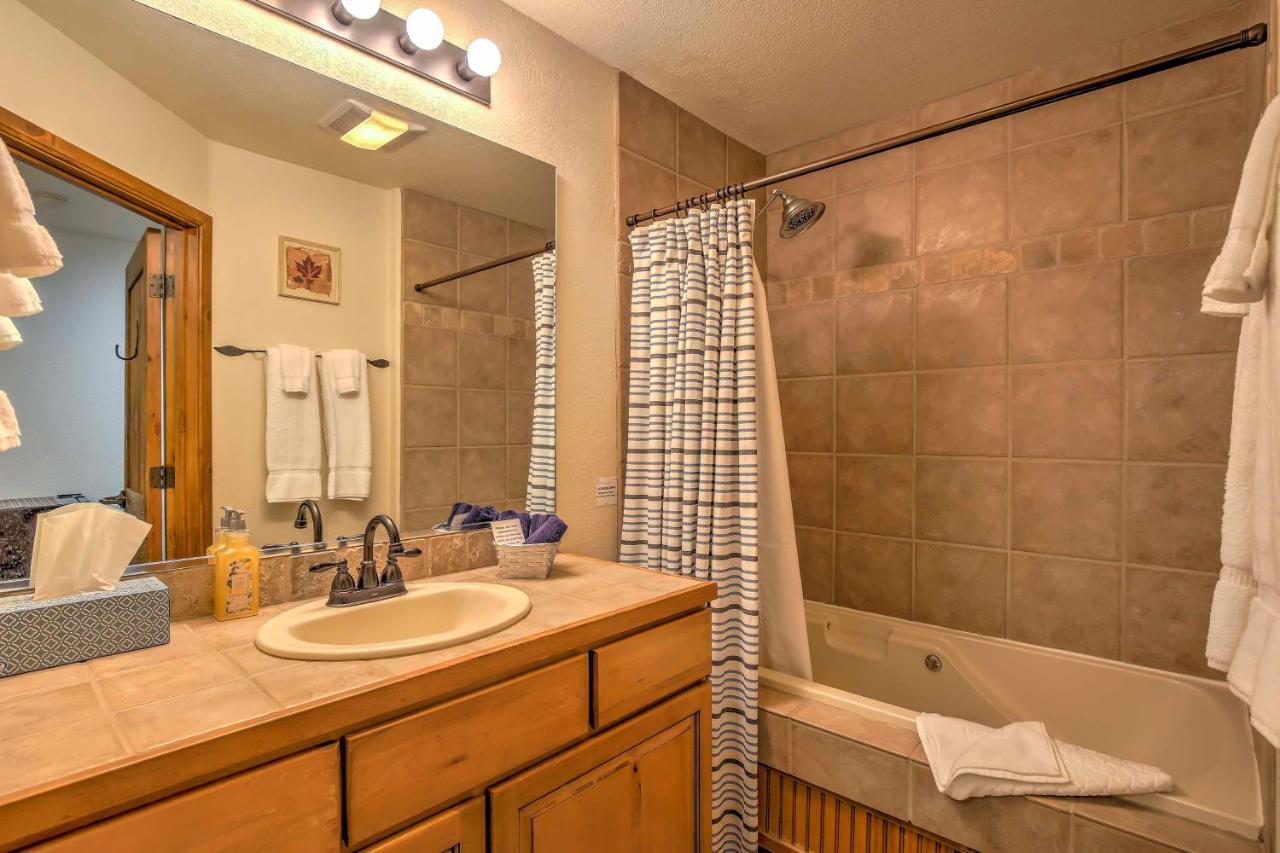Breck Studio With Hot Tub Access, Walk To Main St! เบรกเคนริดจ์ ภายนอก รูปภาพ